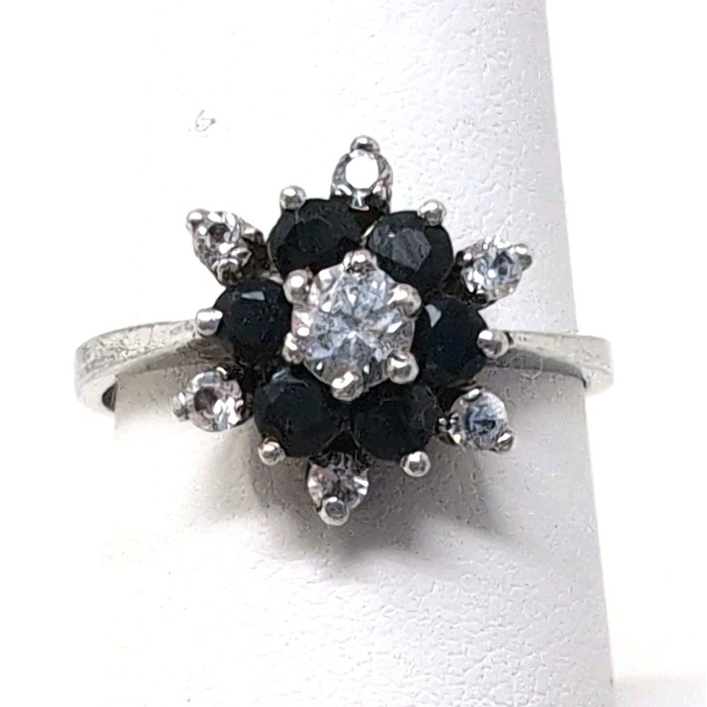 Vtg 925 Sterling Silver Blue Stone Flower Cluster Ring Clear Center Stone Size 8